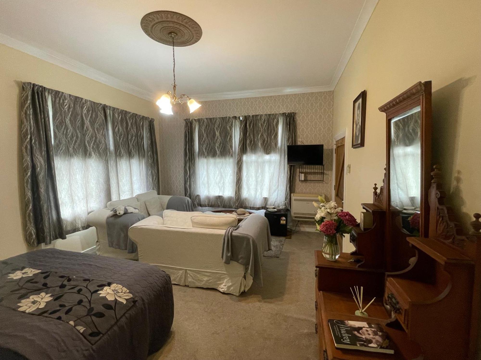 Hotel Victoria House Geraldine Esterno foto